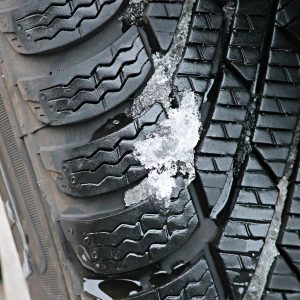 Quelles sont les caractéristiques techniques des pneus d’hiver ?
