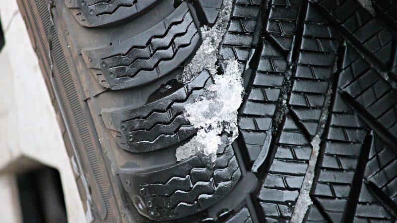 Quelles sont les caractéristiques techniques des pneus d’hiver ?